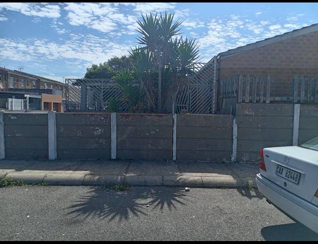 3 BEDROOM HOUSE FOR SALE IN WESTRIDGE